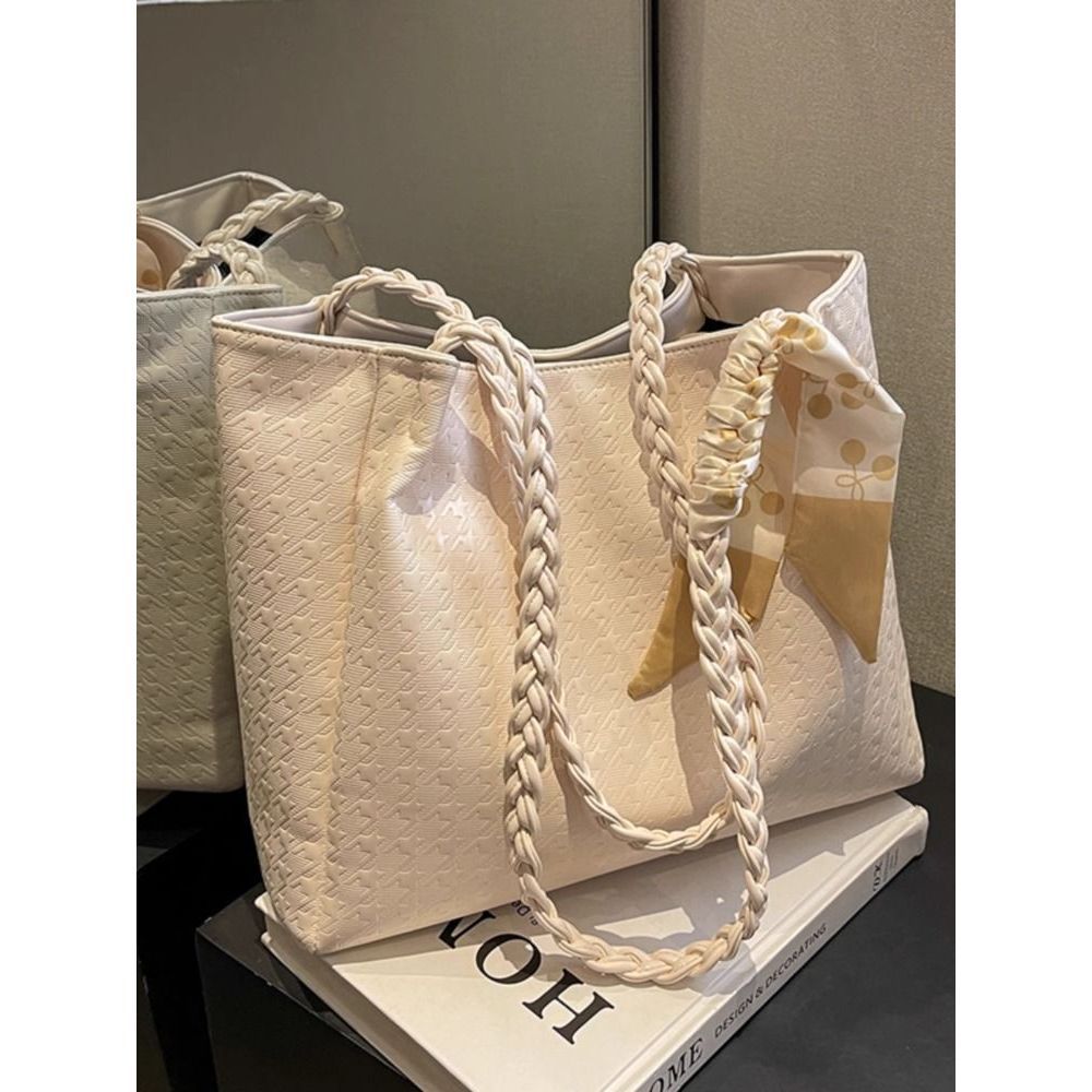 Stylish Designer Tote LoungeYard — product view 4