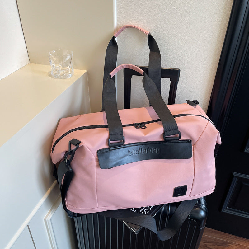 Sporty multifunctional travel bag LoungeYard — product view 1