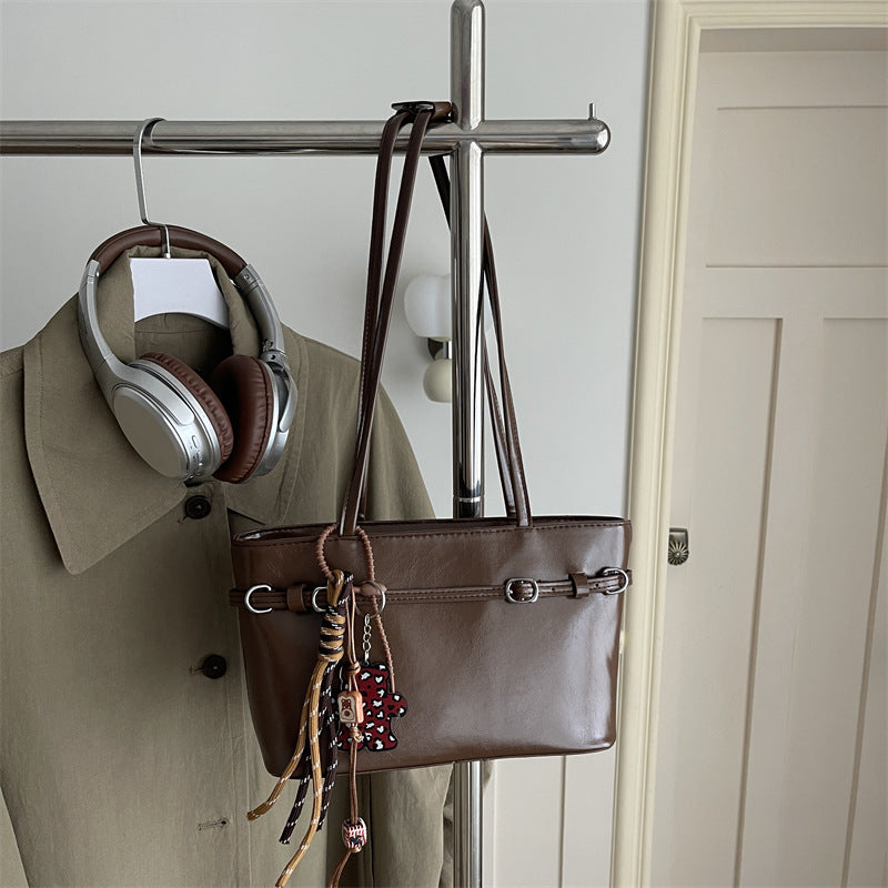 Stylish Handcrafted Leather Crossbody Bag — product view 2
