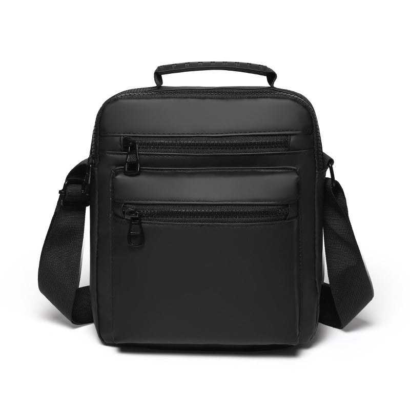 Versatile Messenger Bag LoungeYard — product view 4