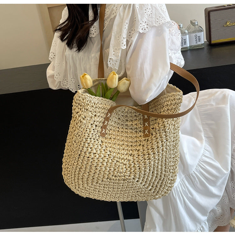 Stylish Macrame Tote Bag LoungeYard — product view 4