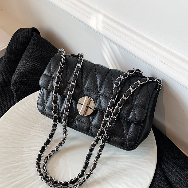 Quilted Chain Crossbody Bag LoungeYard — product view 7