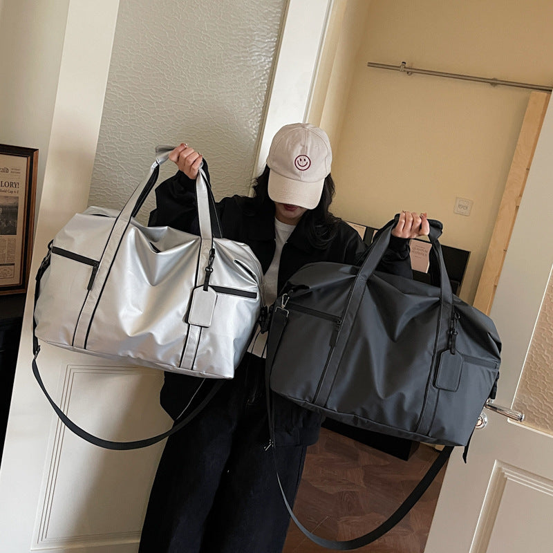 Sporty Travel Bag LoungeYard — product view 4