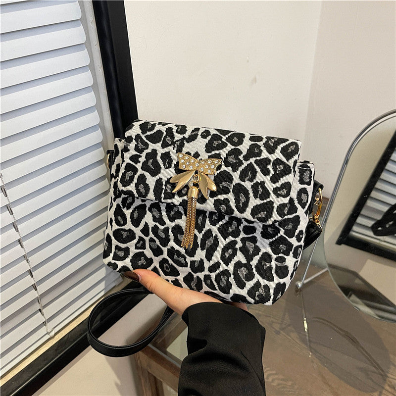 Chic Leopard Print Crossbody Bag LoungeYard — product view 1