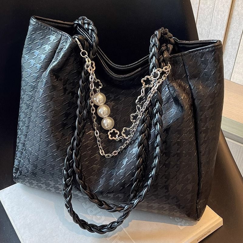 Luxurious Textured Handbag LoungeYard — product view 6