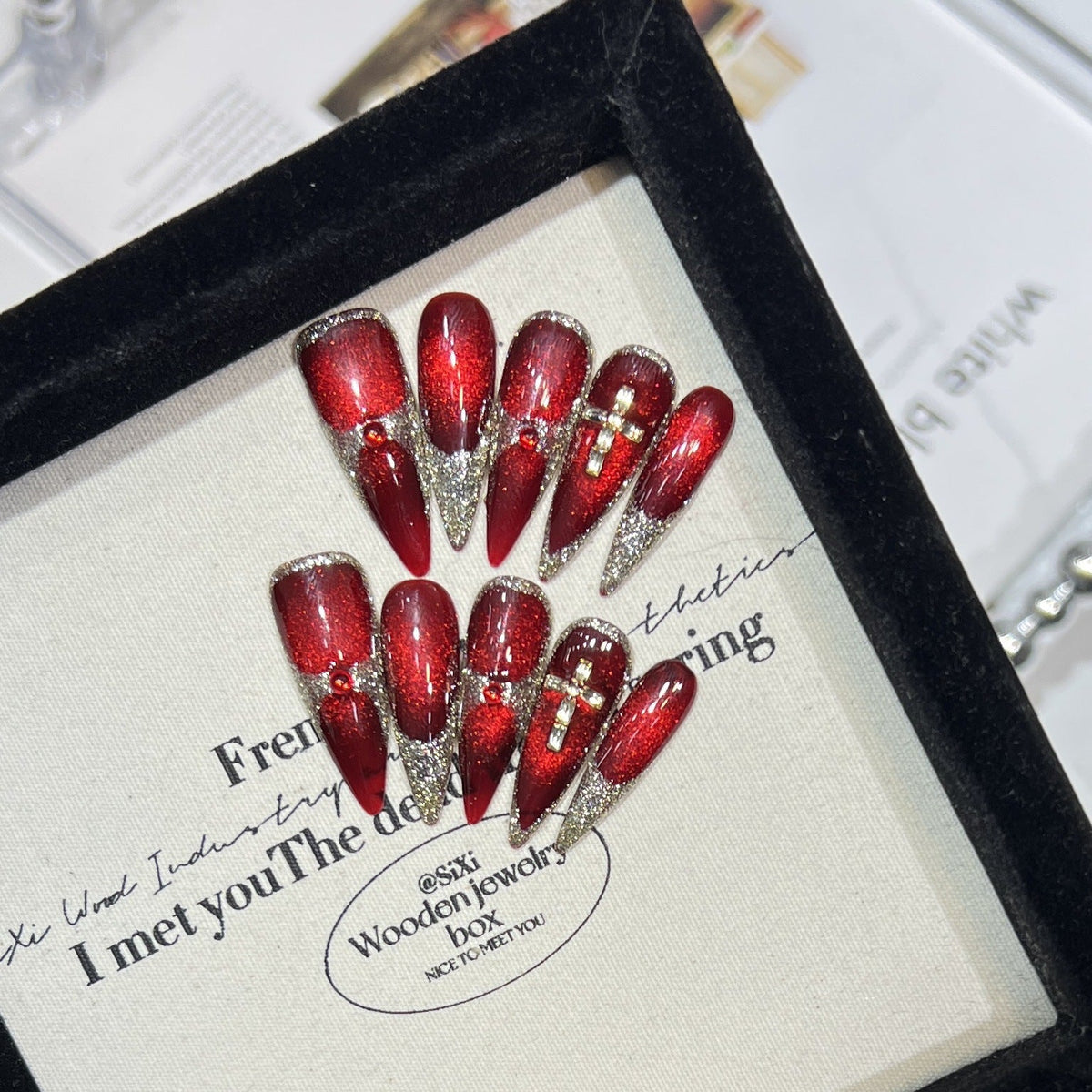 Glamorous Stiletto Press-On Nail Set — product view 5