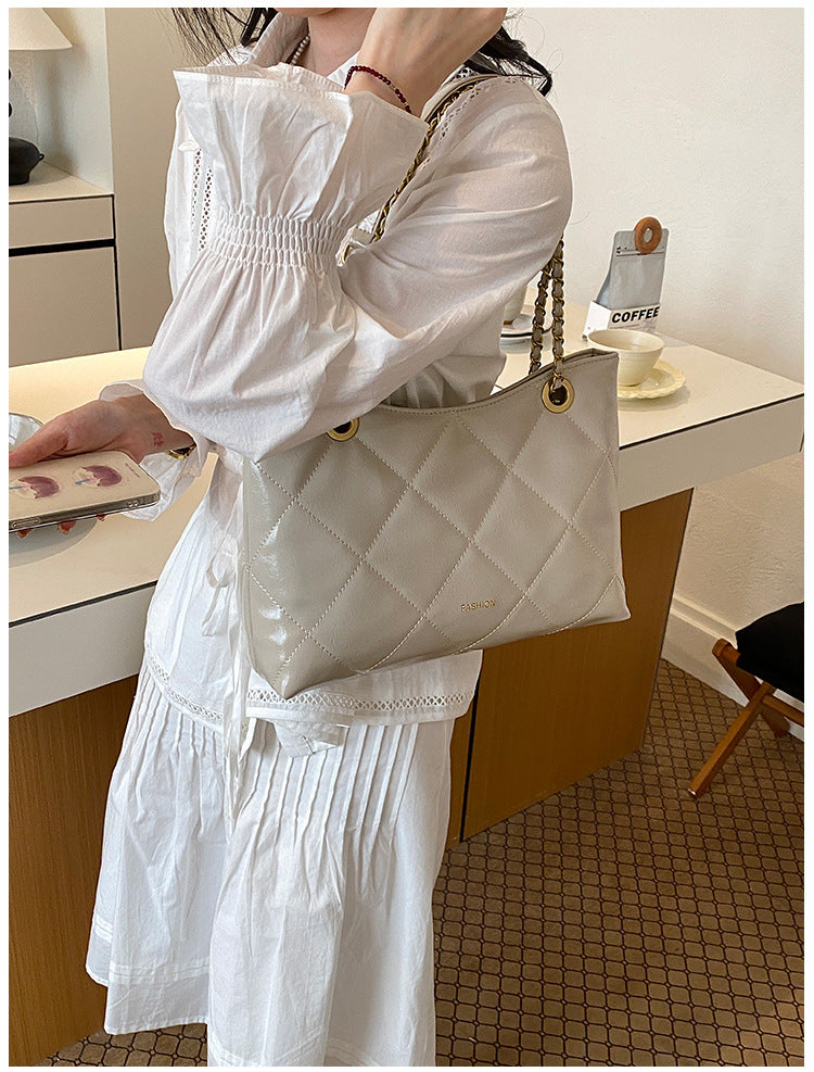 Quilted Faux Leather Tote Bag LoungeYard — product view 7