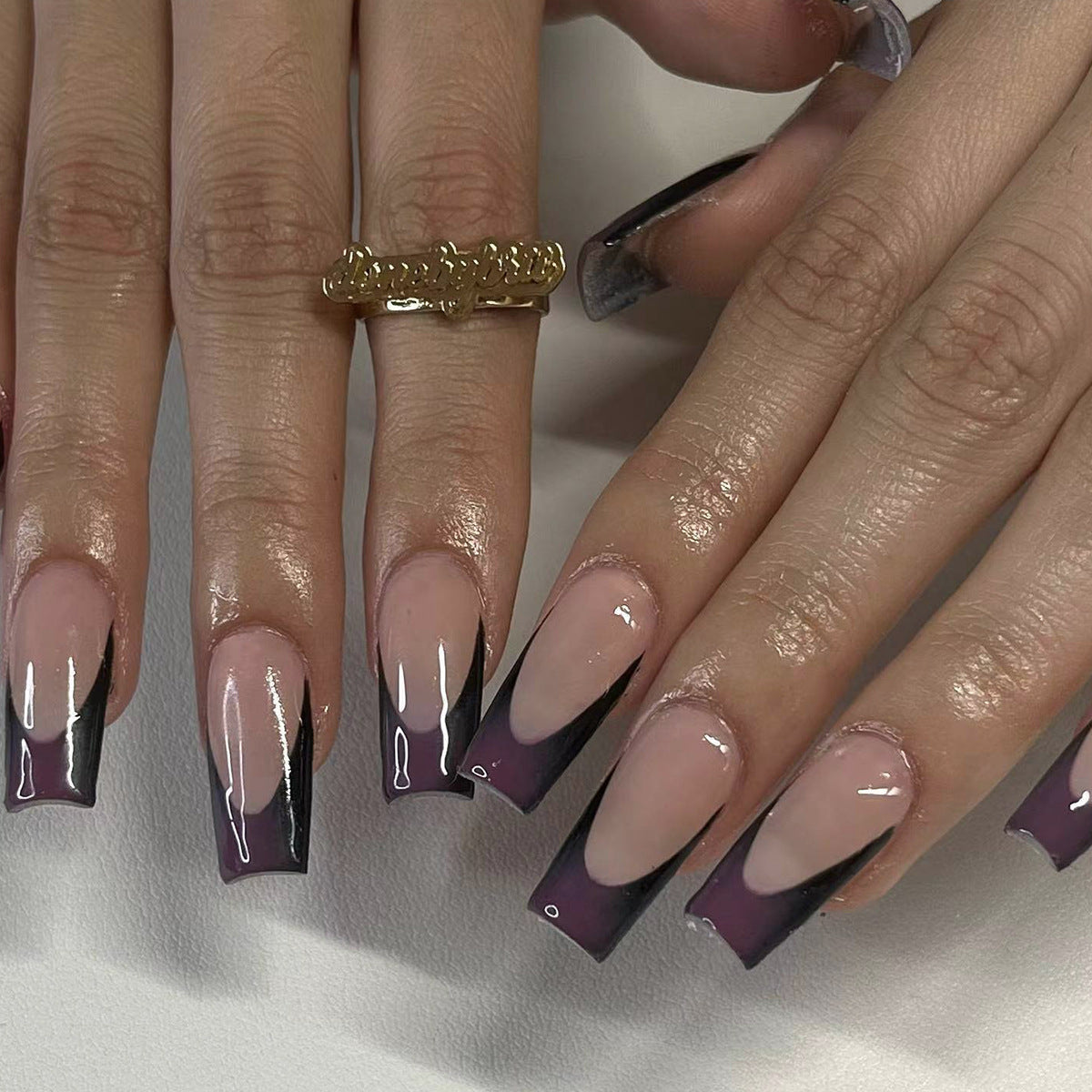 Trendy Ombre Stiletto Nail Extensions — product view 2