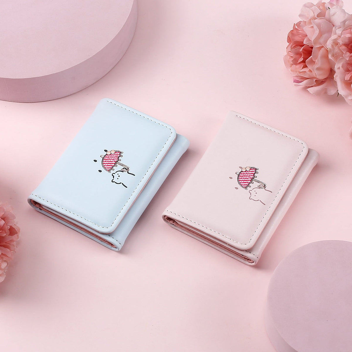 Camp-Themed Mini Wallet — product view 1