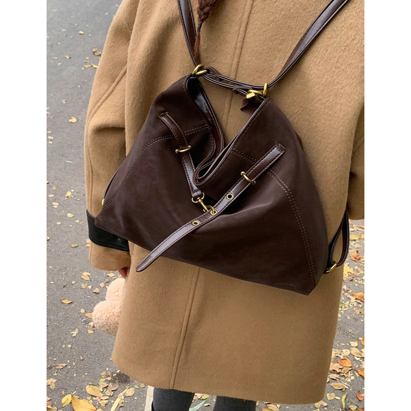 Modern Chic Shoulder Bag LoungeYard — product view 2