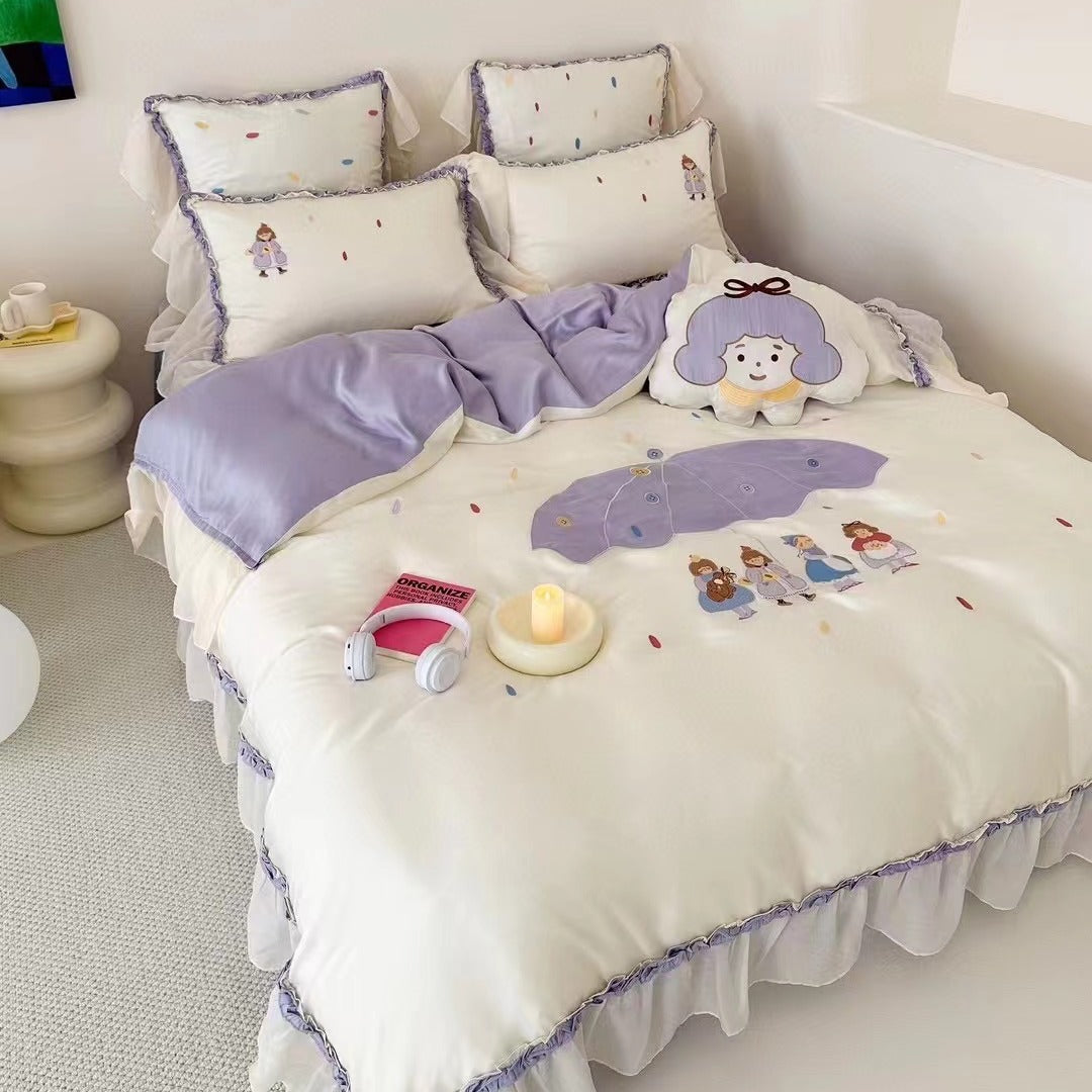 Children's bedding set with embroidered doll appliqués, ruffle and cuddle pillow — product view 1