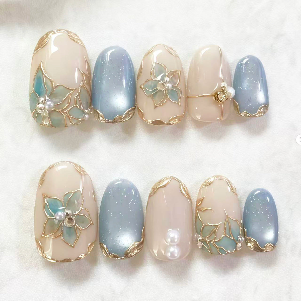 Artistic Floral Press-On Nail Kit — product view 1