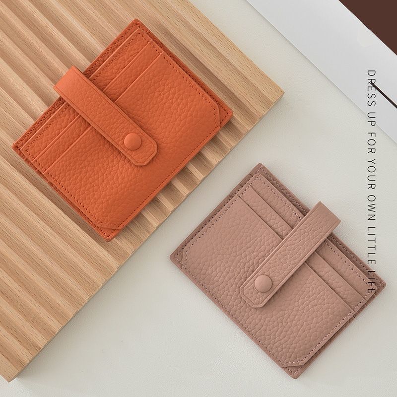 Textured Leather Card Holder LoungeYard — product view 1