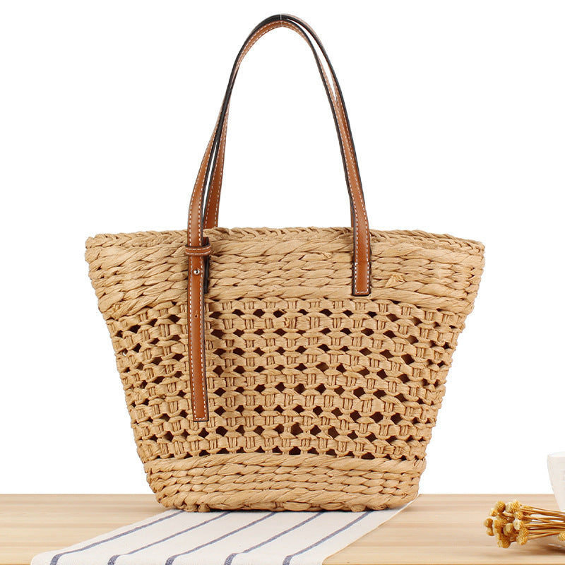 Braided tote bag with structured design LoungeYard — product view 4