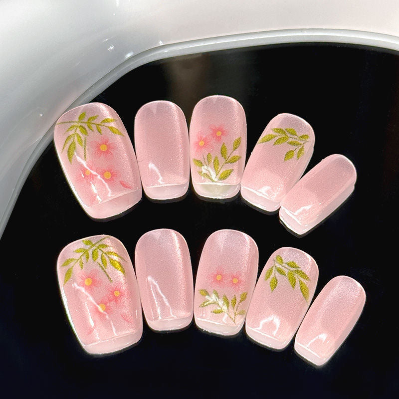 Decorative Floral Design Press-On Nail Set — product view 1