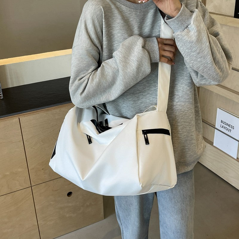 Stylish Travel Bag With Versatile Storage Options LoungeYard — product view 3