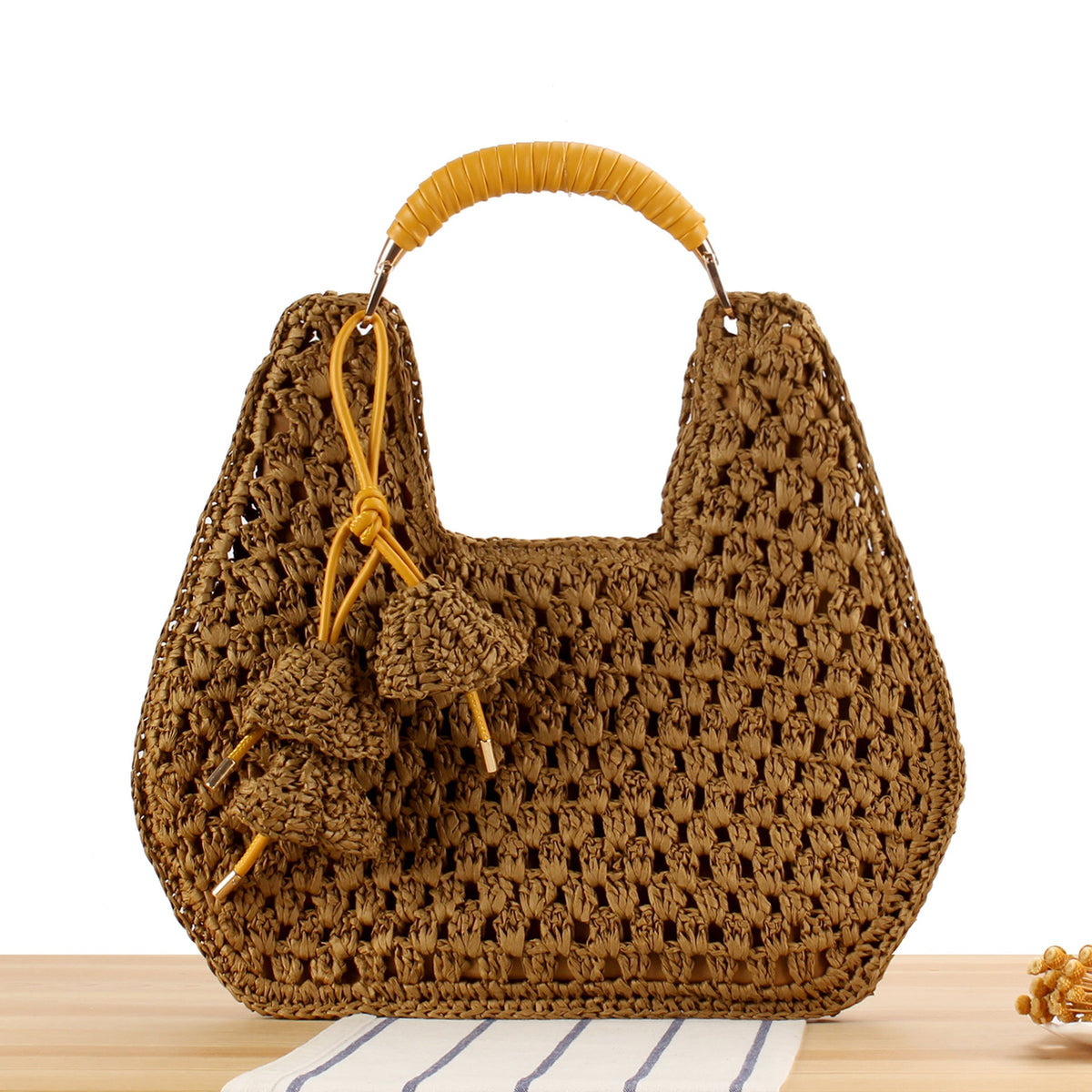 Handmade straw bag LoungeYard — product view 6