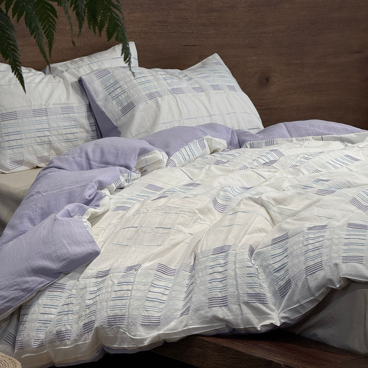 Cotton percale bedding set with a light quilted texture and subtle striped texture — product view 1