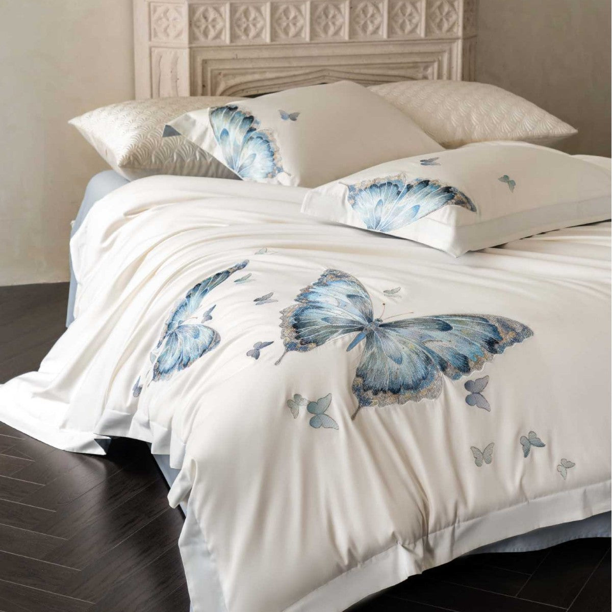 Embroidered cotton satin bedding set with blue butterfly motif — product view 5