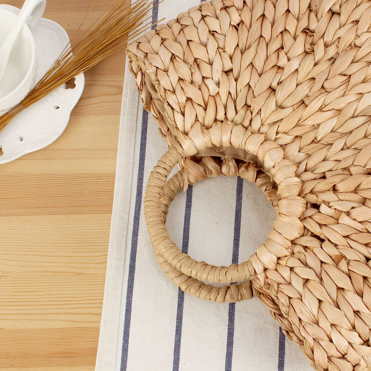 Handbag in Modern Basket Weave Pattern LoungeYard — product view 2