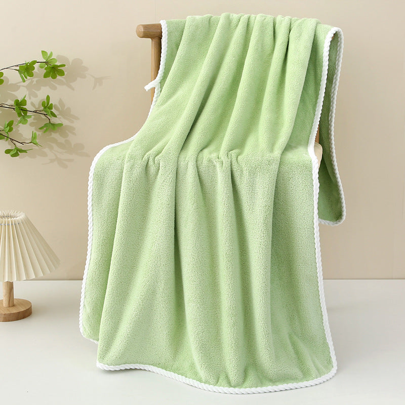 Cuddle blanket made of high-quality micro plush LoungeYard — product view 5