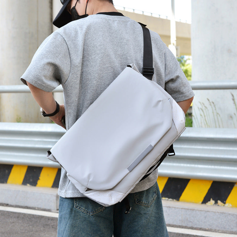 Messenger bag LoungeYard — product view 3