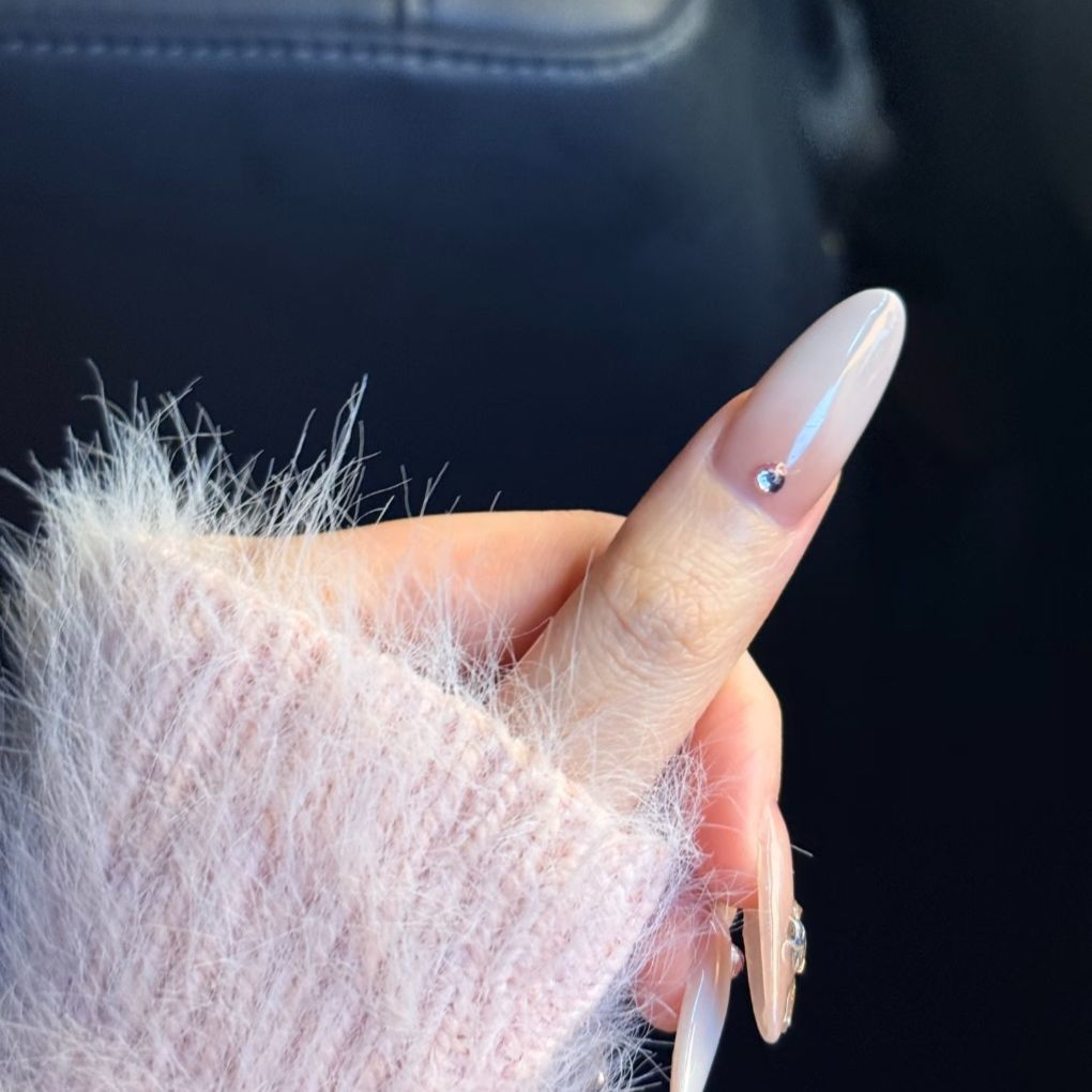 Artistic Designer Nail Enhancements — product view 3