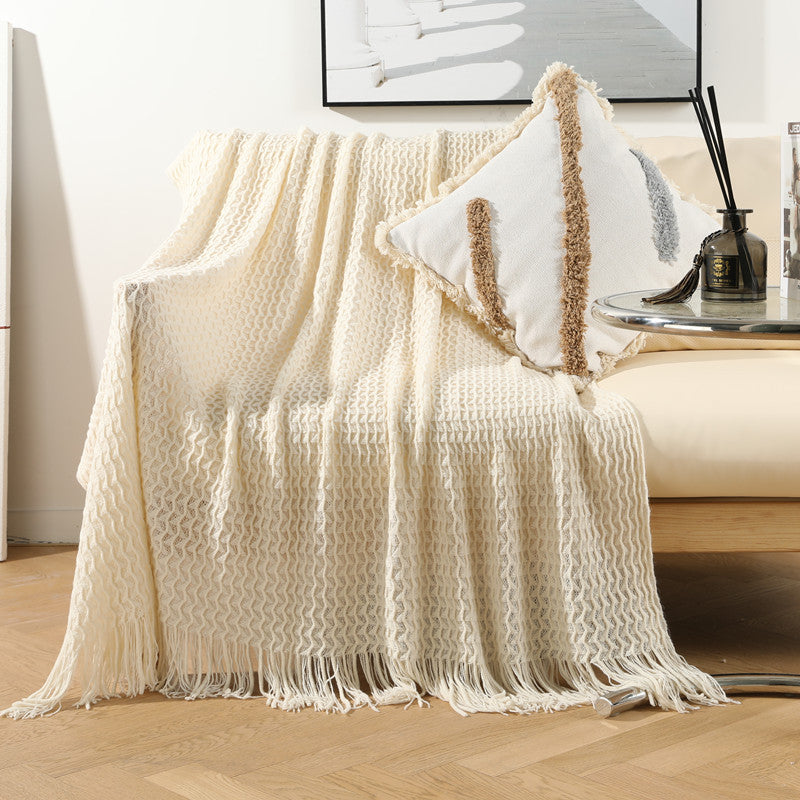 Cozy Knitted Throw Blanket LoungeYard — product view 1