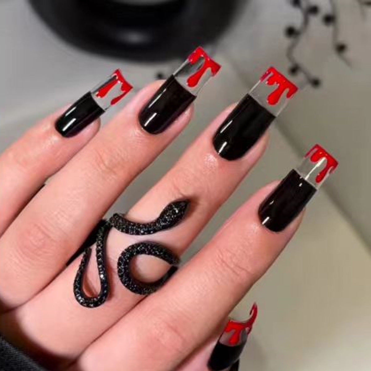 Artistic Nail Art — product view 2