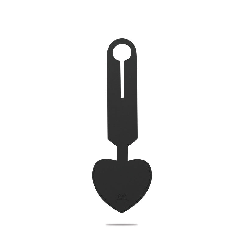 heart-shaped leather luggage tag with adjustable loop LoungeYard — product view 5