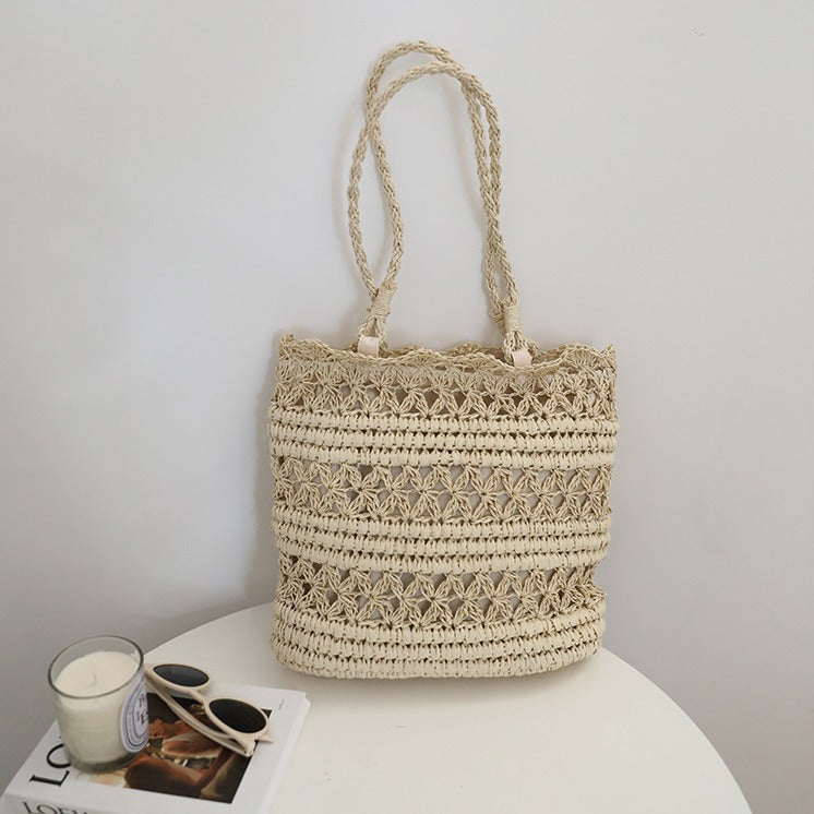 Hand-knotted beach bag in modern mesh design LoungeYard — product view 3