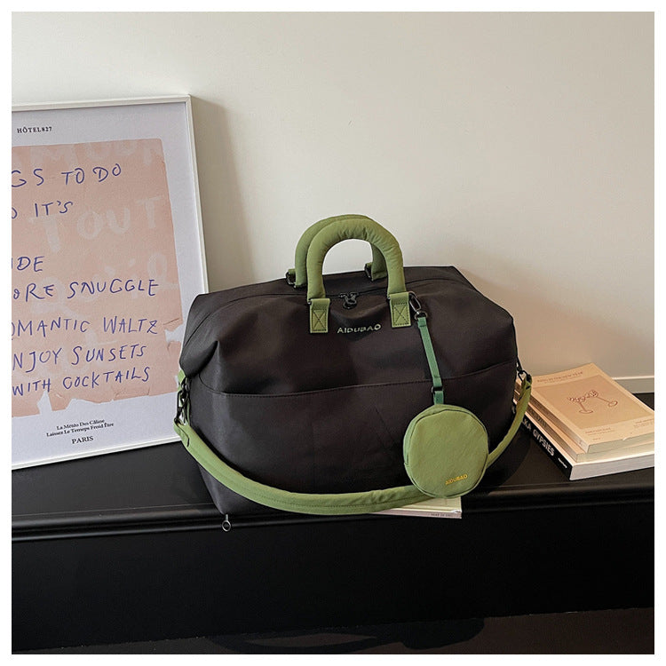 Chic Travel Weekender Bag LoungeYard — product view 7
