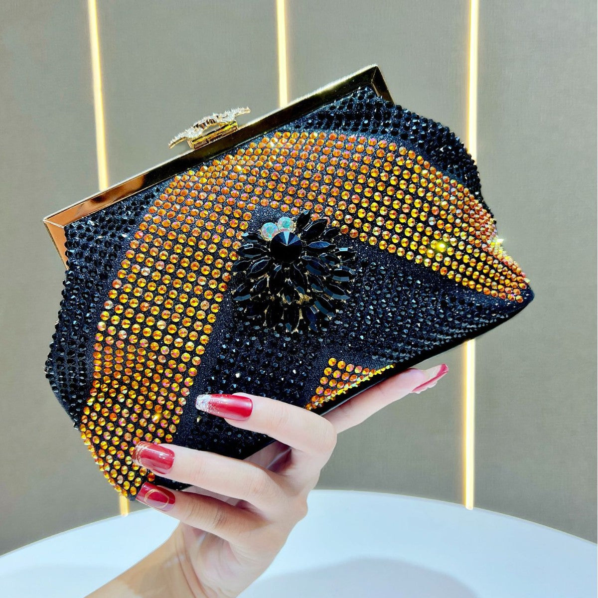 Dazzling Rhinestone Evening Clutch — product view 6