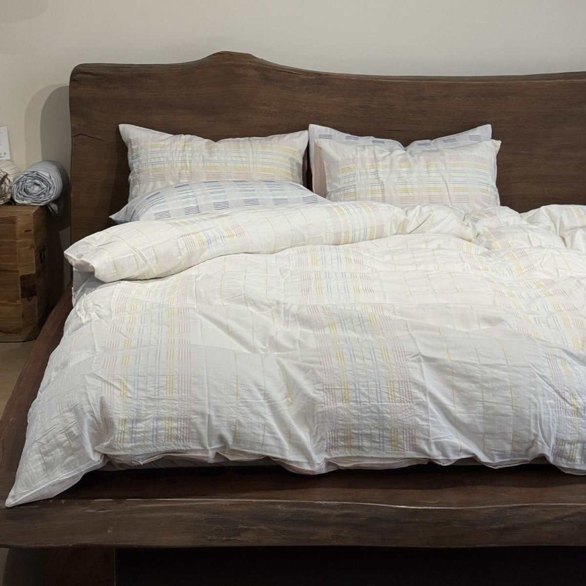 Cotton percale bedding set with a light quilted texture and subtle striped texture — product view 5