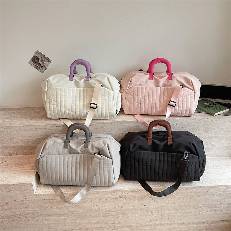 Quilted Weekend Duffel Bag LoungeYard — product view 4