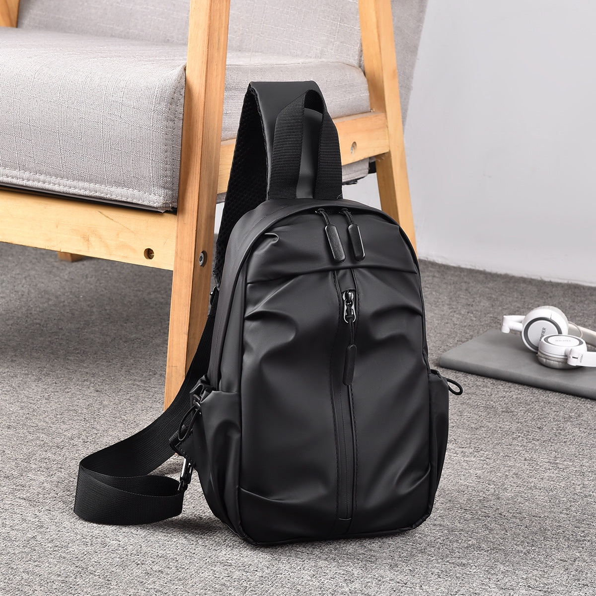 Versatile Crossbody Bag LoungeYard — product view 5
