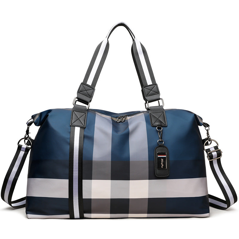 Sporty travel bag with intelligent compartment design LoungeYard — product view 6