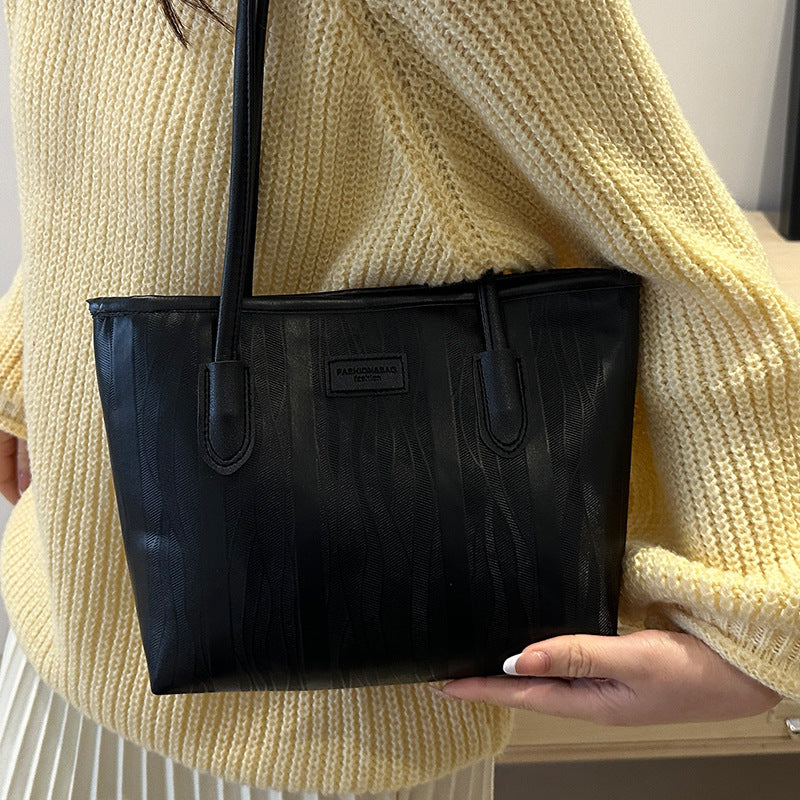 Everyday Shoulder Tote Bag — product view 3