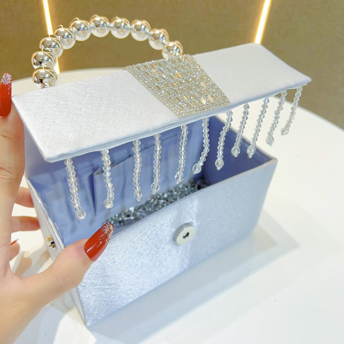 Vintage-Inspired Beaded Evening Handbag — product view 3
