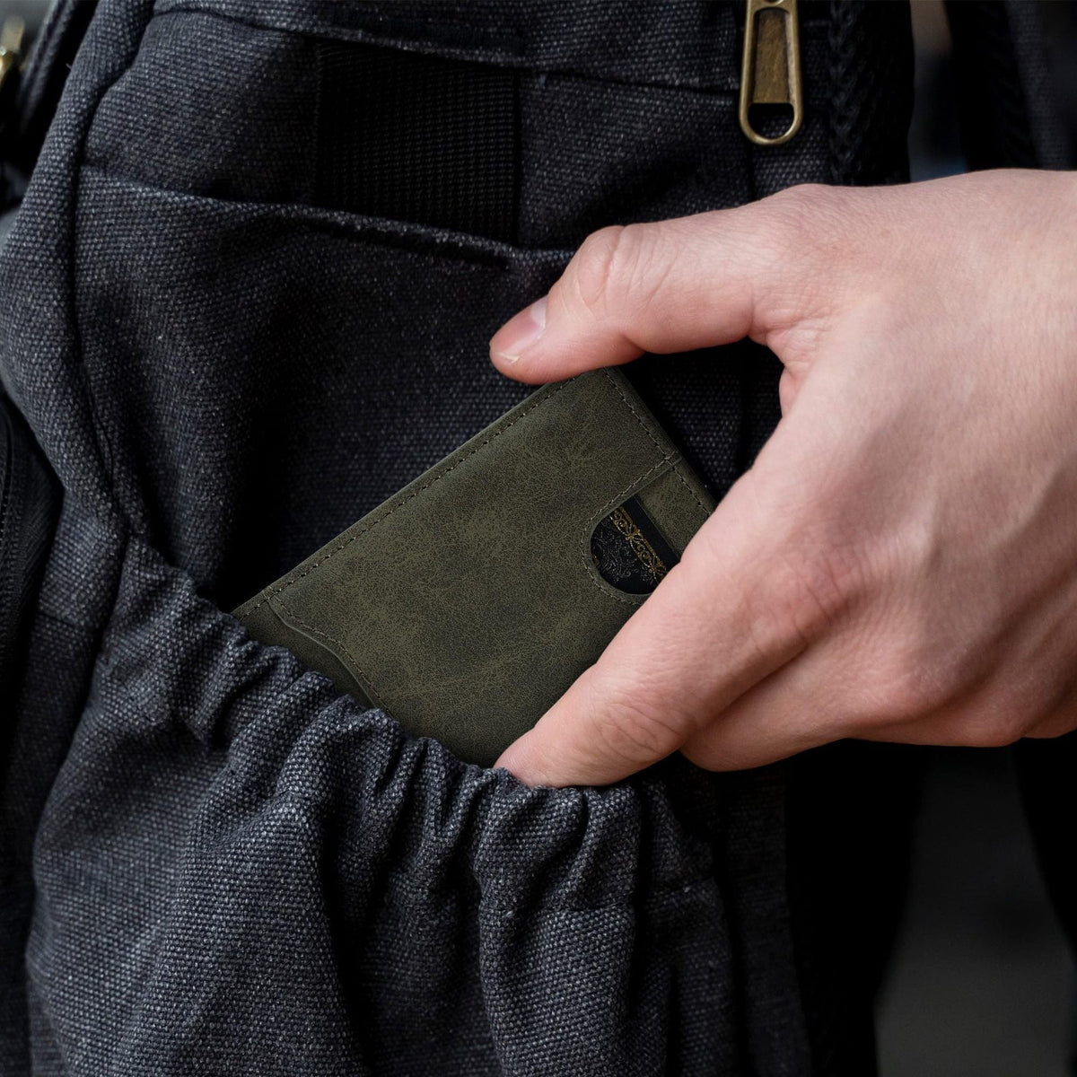 Slim RFID Protection Leather Wallet LoungeYard — product view 2