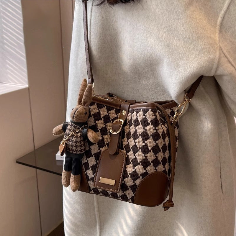 Chic Textured Bucket Bag LoungeYard — product view 2