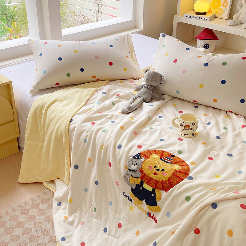 Women's cuddly blanket with cute bear design LoungeYard — product view 1