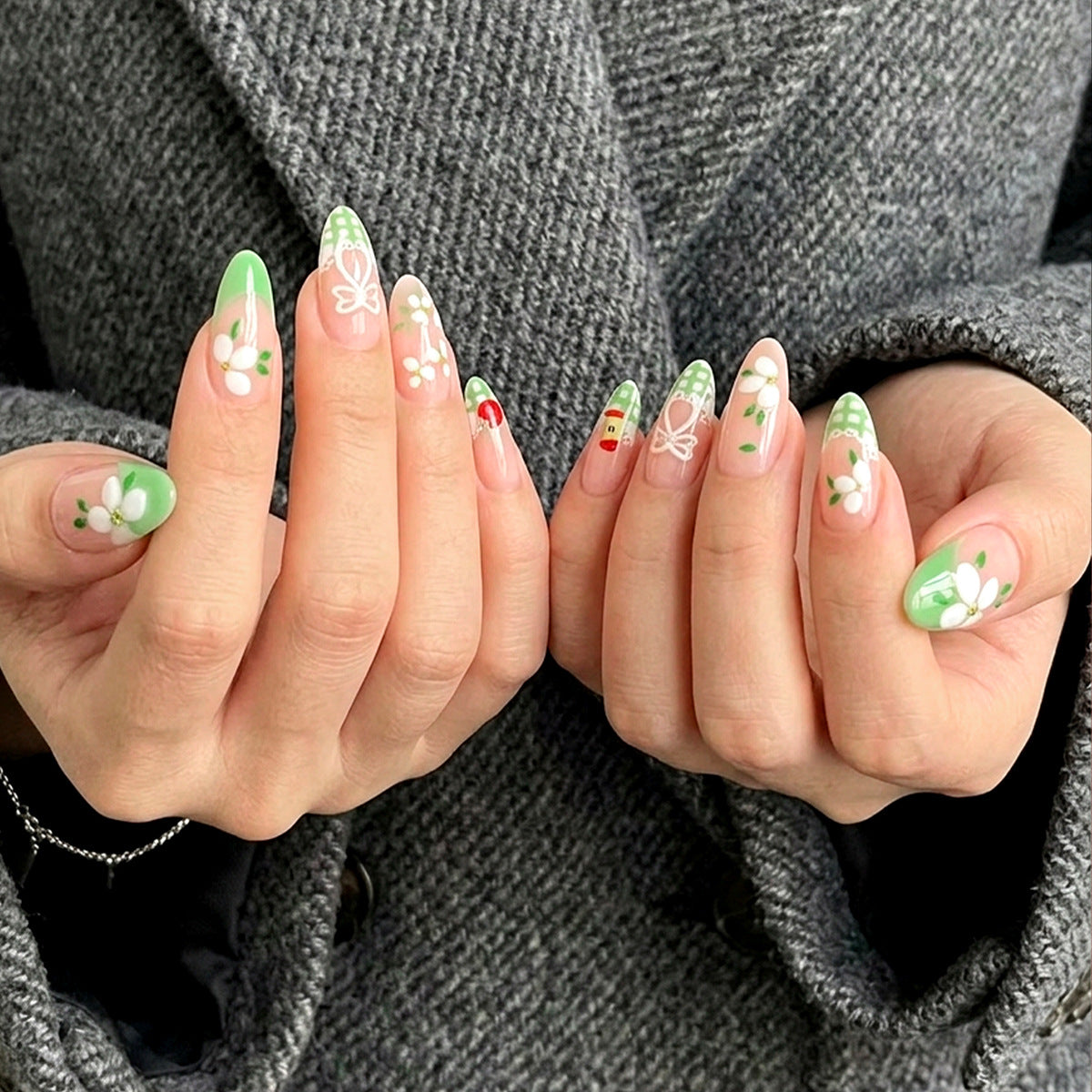 Floral Nail Art — product view 2