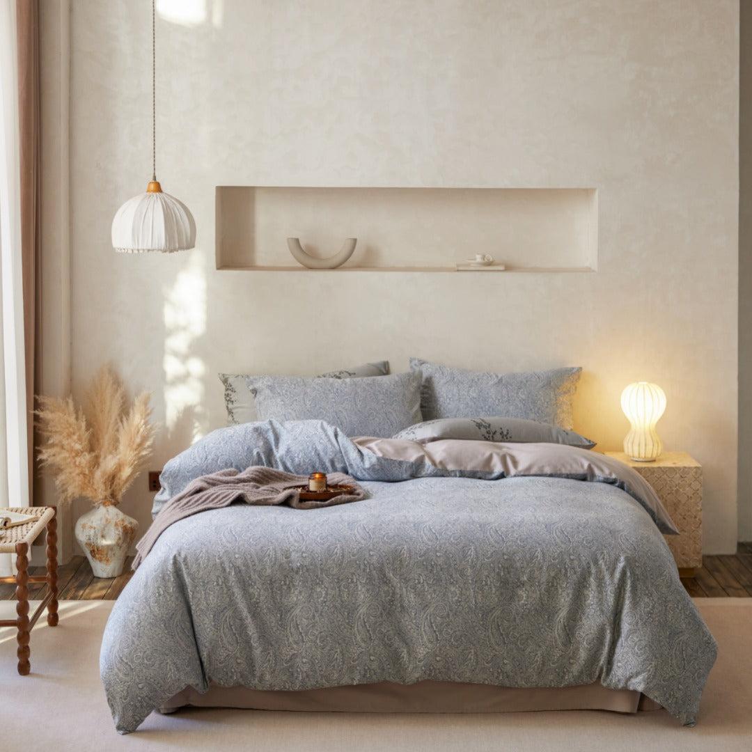 Luxurious cotton satin bedding set with fine jacquard pattern — product view 5