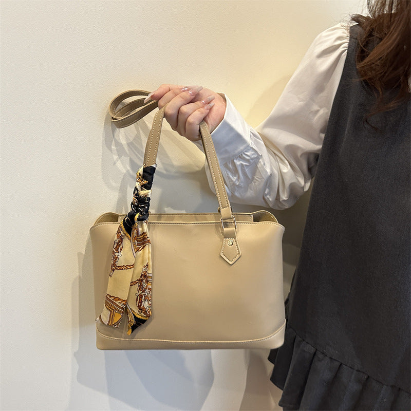Elegant Structured Tote Bag with Decorative Scarf LoungeYard — product view 2