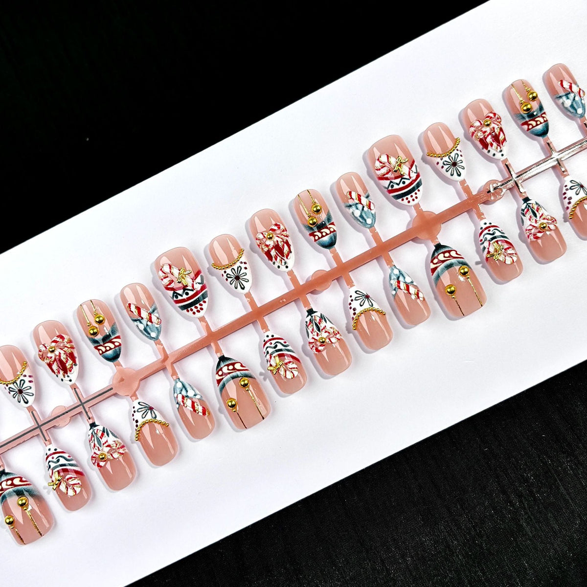 Artistic Decorative Press-On Nail Design — product view 2