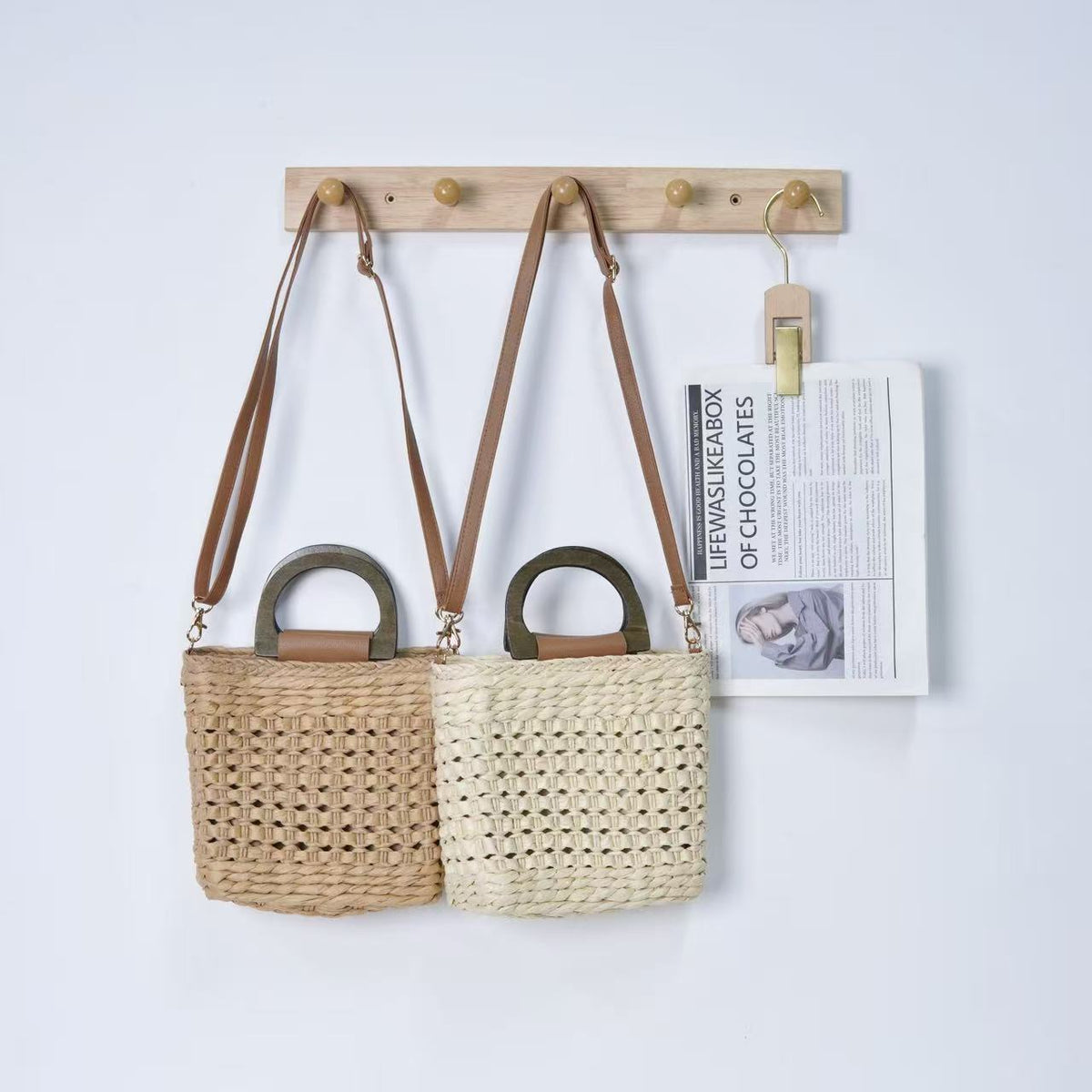Woven natural material handbag with comfortable shoulder carrying device LoungeYard — product view 3