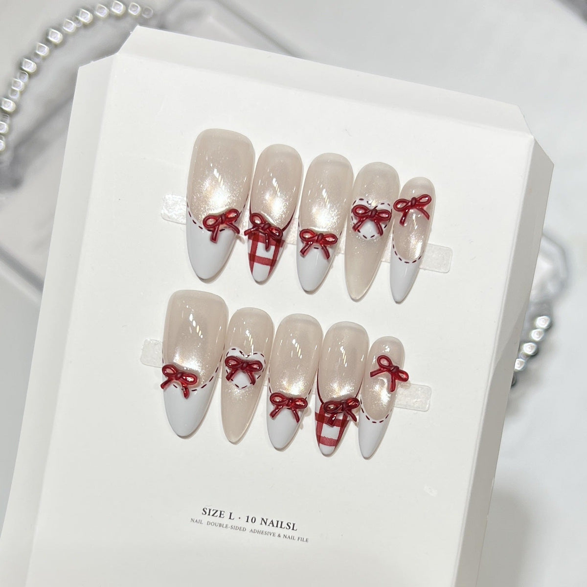 Holiday Themed Decorative Press-On Nail Set — product view 2