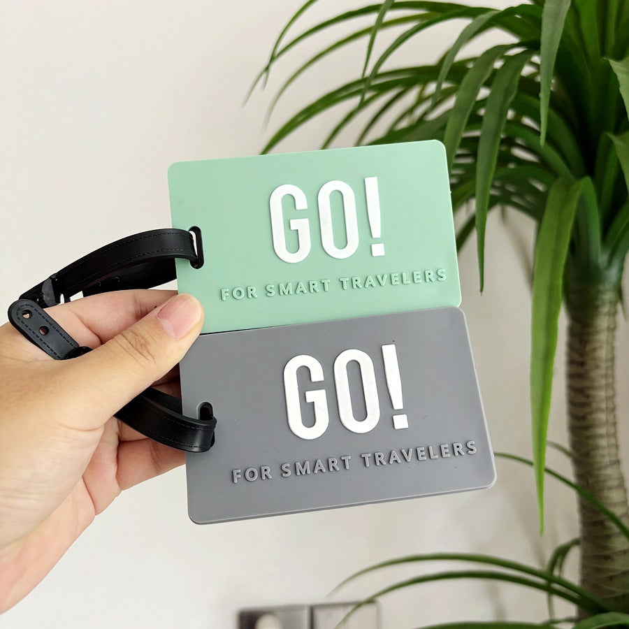 Travel-Inspired Luggage Tag LoungeYard — product view 5