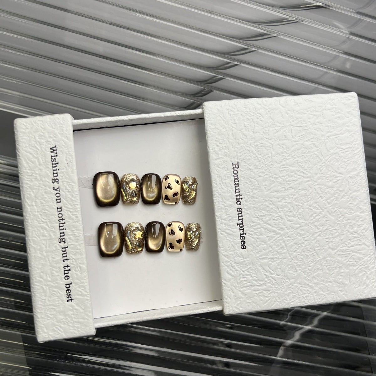 Premium Adhesive Decorative Press-On Nail Set — product view 4